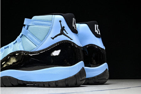 AIR JORDAN 11 RETRO