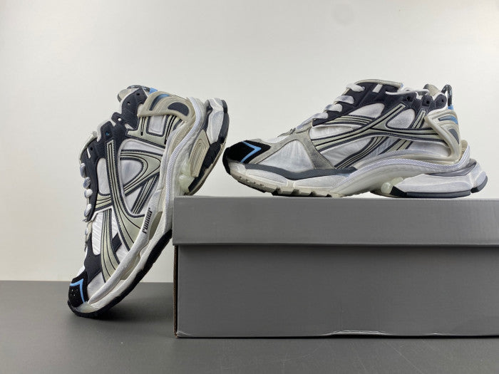 BA*LEN*CIA*GA RUNNER