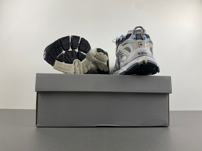 BA*LEN*CIA*GA RUNNER