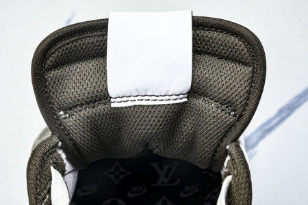 AIR JORDAN 1 LOW X TRAVIS SCOTT X LVs