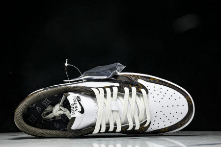 AIR JORDAN 1 LOW X TRAVIS SCOTT X LVs