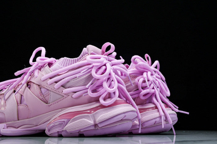 BA*LEN*CIA*GA RUNNER