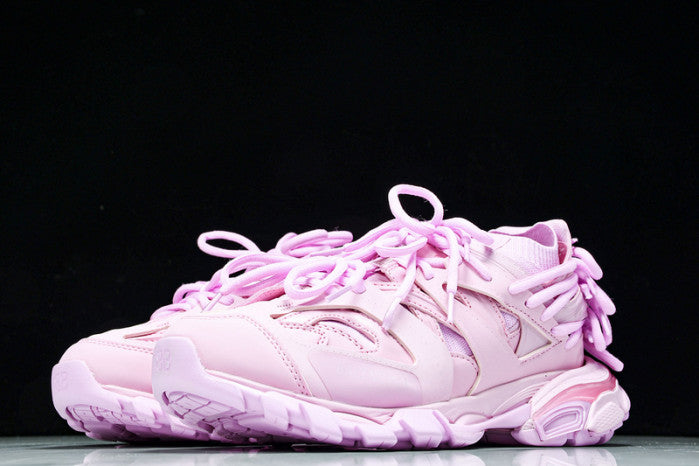 BA*LEN*CIA*GA RUNNER