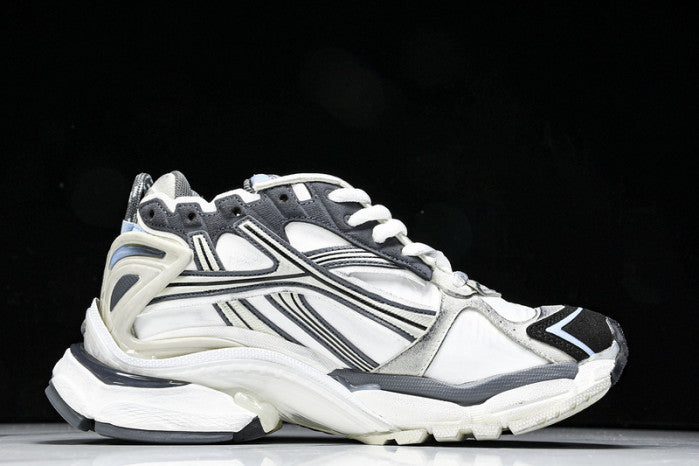 BA*LEN*CIA*GA RUNNER