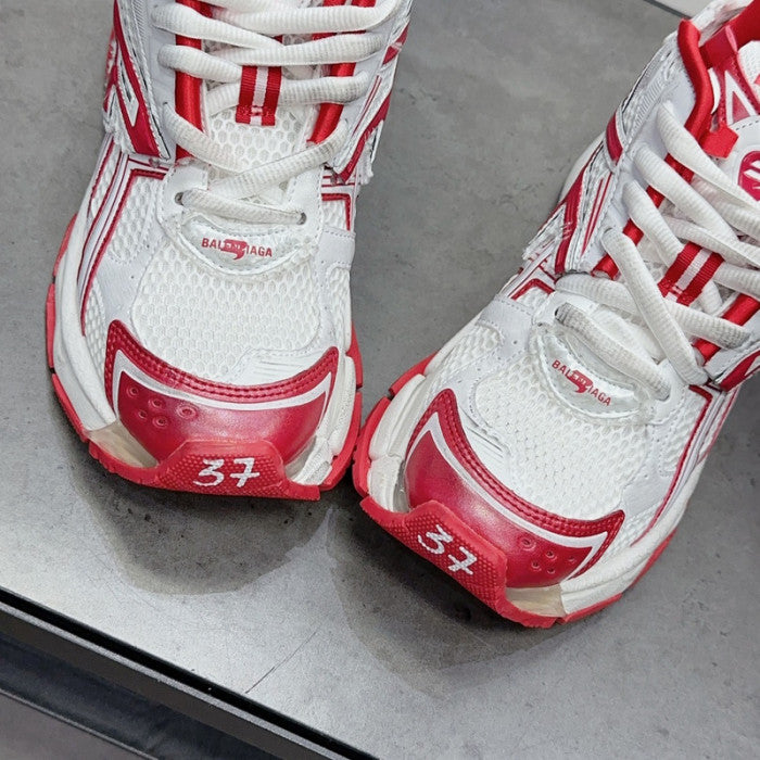 BA*LEN*CIA*GA  TRACK RUNNER